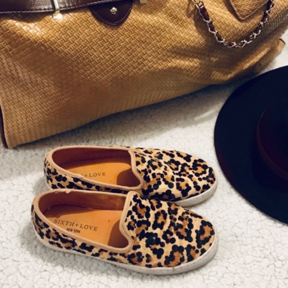 Sixth + Love Size 6.5 Leopard Print Slide on Sneaker